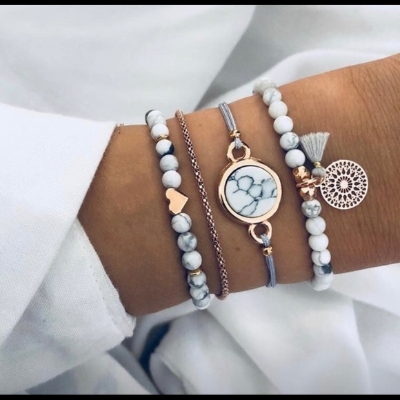 Jewelry - ❤️Marble and gold four piece bracelet